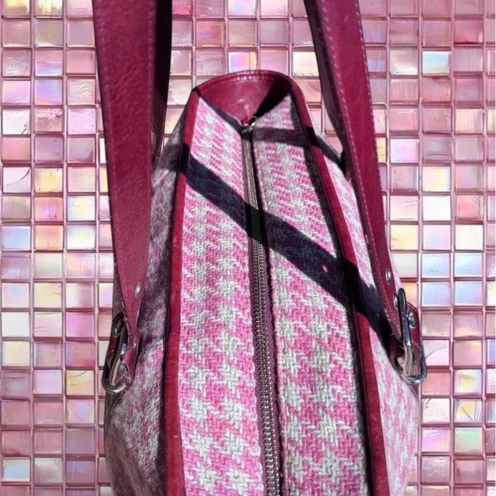 Coach white pink houndstooth - Picture 3 of 8